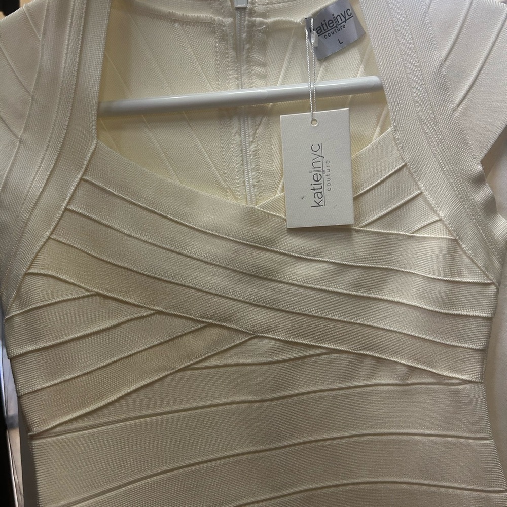 Katie J NYC Cream Maxi Dress